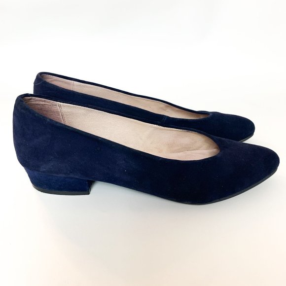 Patricia Green navy blue suede block kitten heel 9.5 - Picture 1 of 6